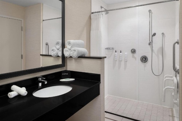 Fairfield Inn & Suites by Marriott Orlando Kissimmee/Celebration image 15