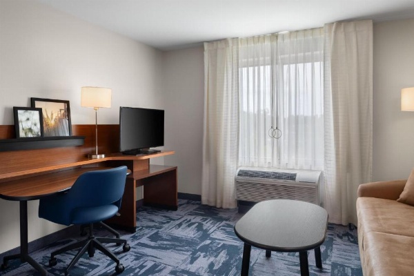 Fairfield Inn & Suites by Marriott Orlando Kissimmee/Celebration image 18